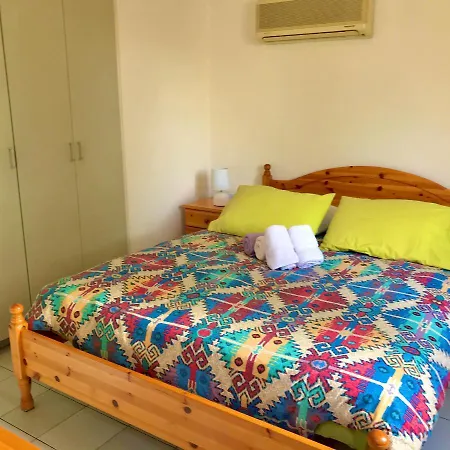 Apartamento With Large Pool *